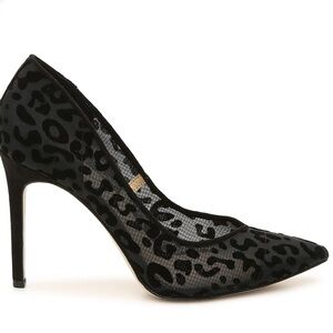 Jessica Simpson Haneh Pump